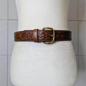 Vintage Sheplers tooled leather western belt w/ hidden zip stash compartment